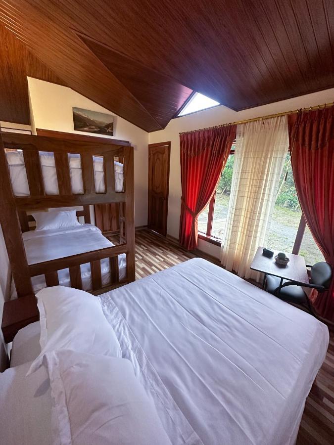 Hotel Brisas Del Rio Mindo Esterno foto